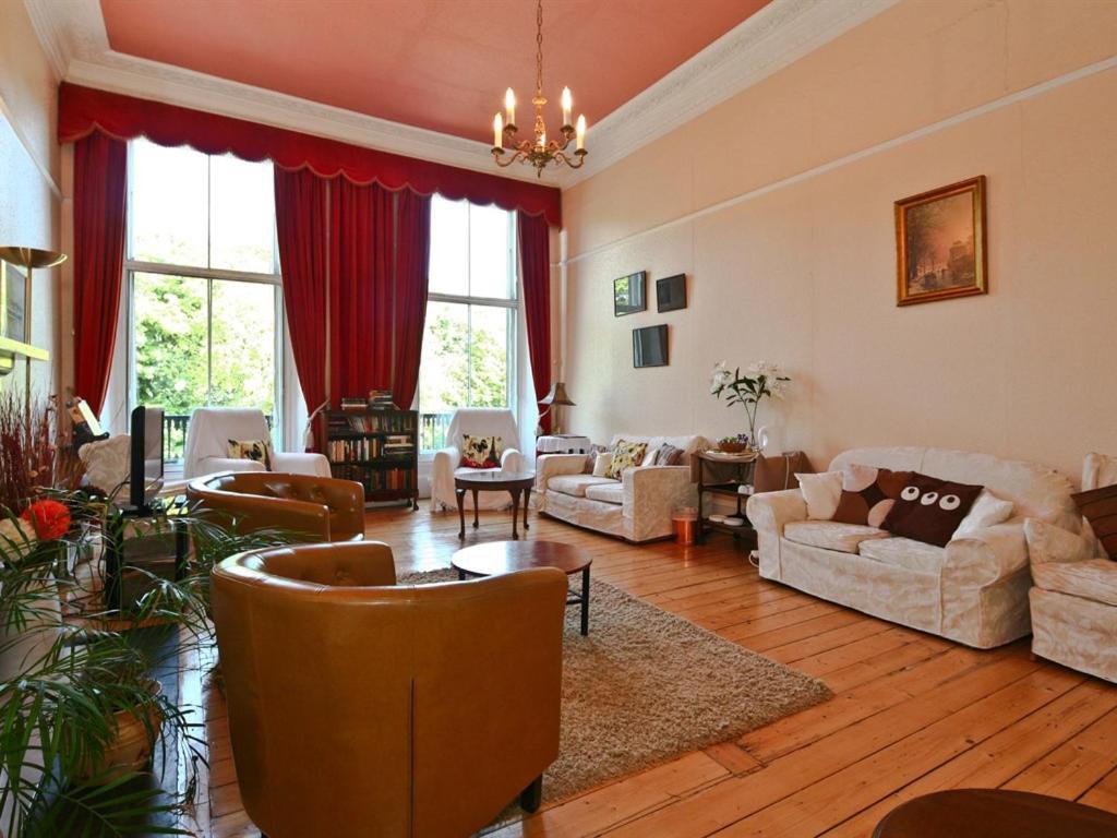 Gasthof Halcyon House